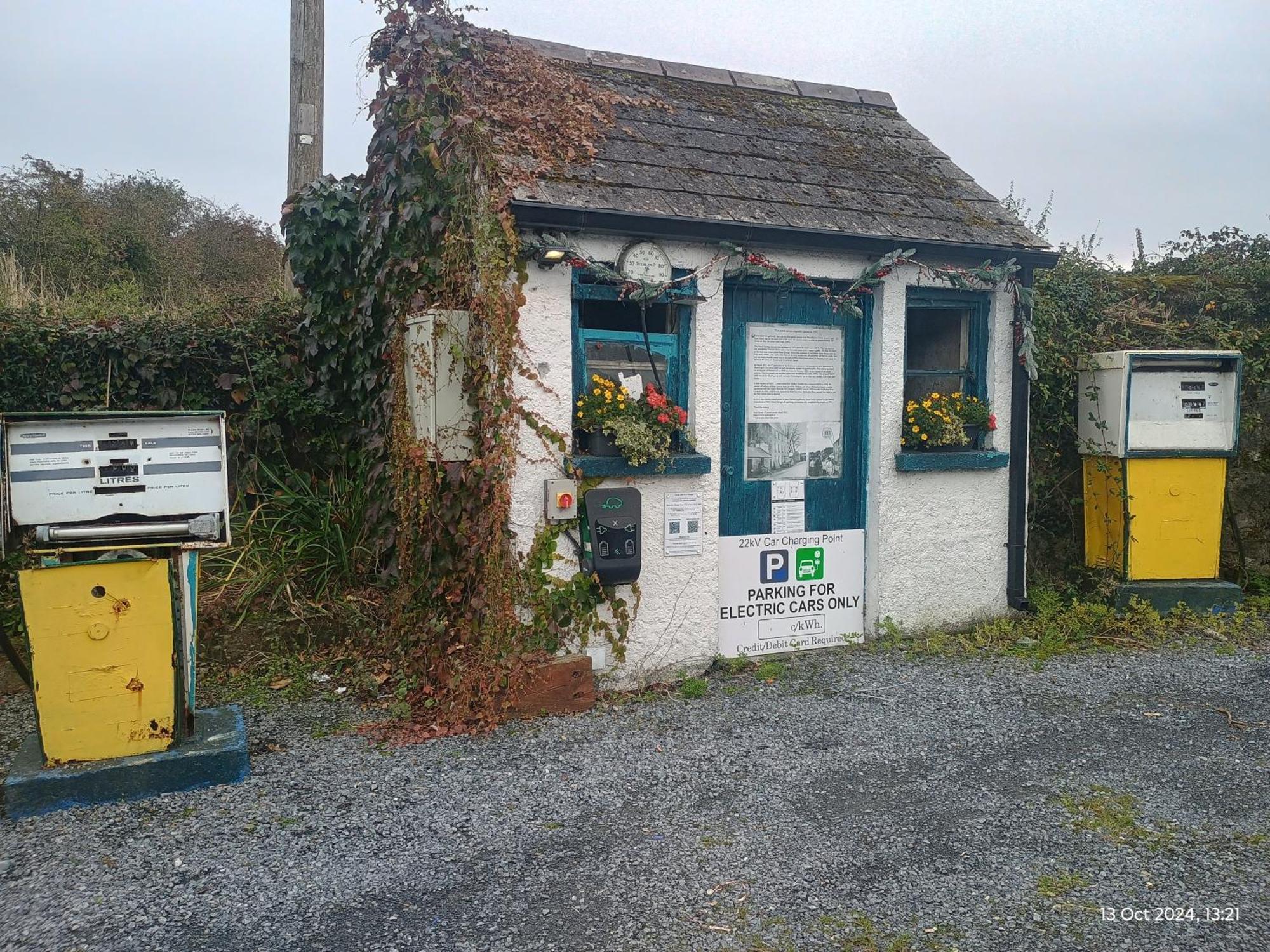 Matty'S Pub - Apartment'S Carlow Exterior photo